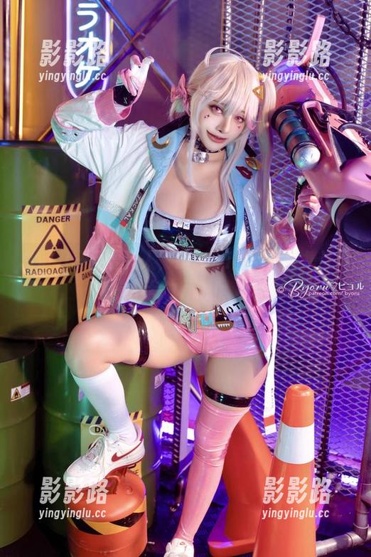 白眉刀马旦要迷人，Byoru的免费合集让你大放异彩！
