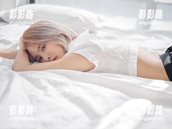 短裤界的“私房”新标准：Hyoyeon(김효연)，咱们聊聊。