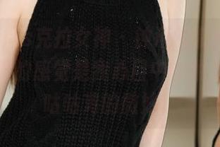 KelaGirls克拉女神 - 钟淇的御姐姐妹，原图呈现的感觉是我心目中的蜕变，有种咕咕鸡的微妙。