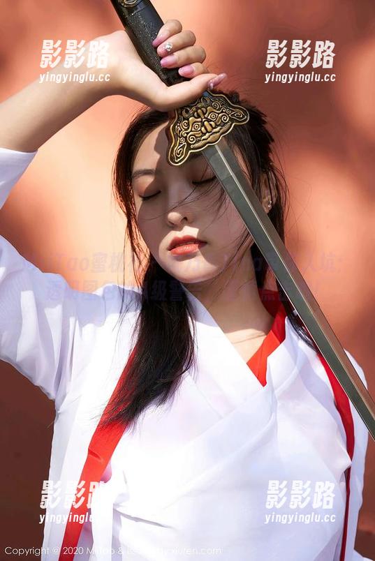 MiiTao蜜桃社 - 桃乃香Tina带你入坑：透明图包的A级警告，谨慎点击哦！