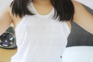 MyGirl美媛馆 - 嗨，唐琪儿il眼镜宇宙，作品集里藏着哪些捉摸不定的视角？资源是10分钟前才想到的！嘿嘿