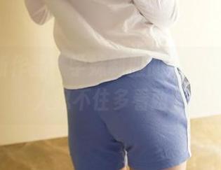 ROSI新作品：学妹制服的涌现，总是让人忍不住多看两眼