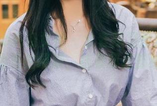 TouTiao头条女神 - 全套裸足图片：萌琪琪本以为是拍摄脚，结果却是脚给人拍！