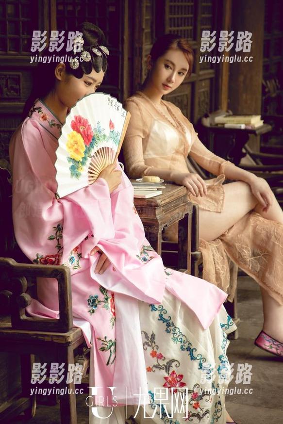 UGirls尤果网 - 分享一波，李思宁的兔女郎造型，让我默默自问：这身材和表情，我能否也学学？
