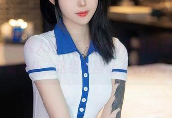 Xiuren秀人网 - Cherry樱桃酱显然不是在做女仆，这组美图让人意外的入迷
