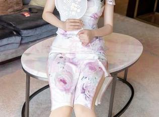 Xiuren秀人网 - 在线欣赏卓君Jeanes黑白图集，情绪低落也能找到乐趣
