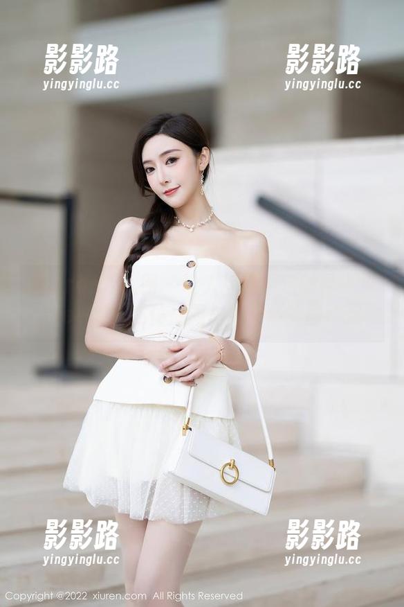 Xiuren秀人网 - 让人捉摸不定的星小兔Meetu，在体操服里的高清美图奇遇
