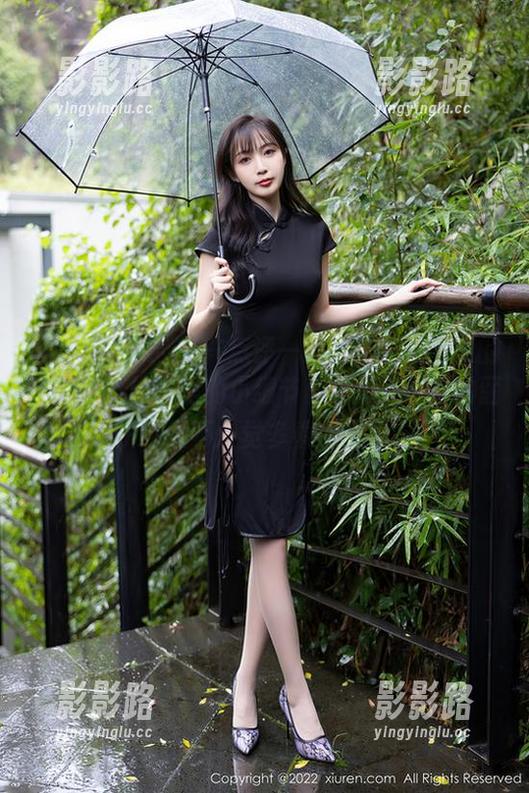 Xiuren秀人网 - 点评一下王俪丁小宝贝的护士装，原图里的小细节真不错，这样的医护场景不自觉多看了几遍。