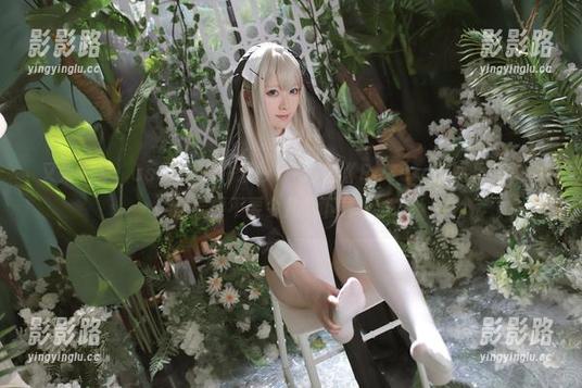 又来一发，asagiriai(爱ちゃん)的《ReZero》写真集，心想着要不要今儿就下载一波？