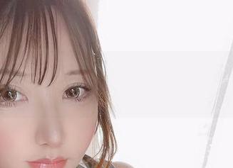 私房新发现！サク(saku)的Fantia2022在召唤我的小心脏