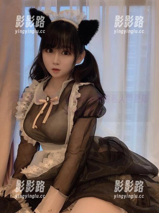 等不及看下去！依依超级懒的私人图更新了，这波真有戏。