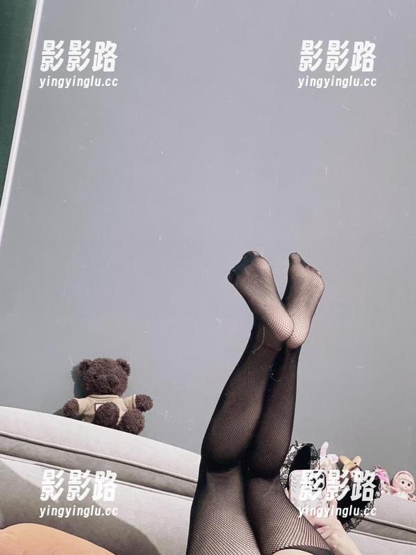 微密圈 - 兔宝妮to内衣探险——原图合集，隐约有种冬眠兔子们的暖意。