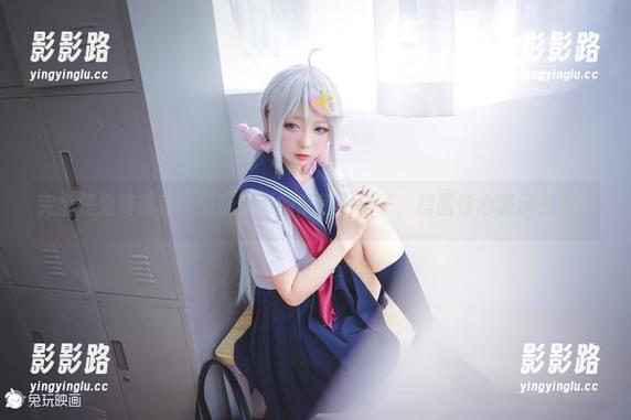 完全是免费福利，兔玩映画的草莓小裙子，提醒你心脏承受力。