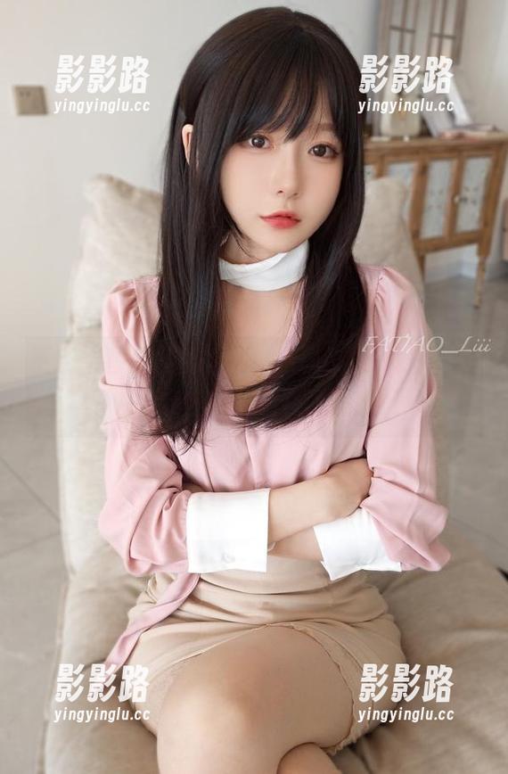 发条少女yoki 更新原图:发条少女yoki在浴缸的探险之旅,各种泡泡在冒险!