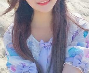 愿意以连体衣为媒介，古川kagura的美图补充我一天的谜一般的期待！