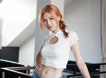 嗲囡囡 - 全套白裙，SiByl李思宁不穿衣服的大胆瞬间？