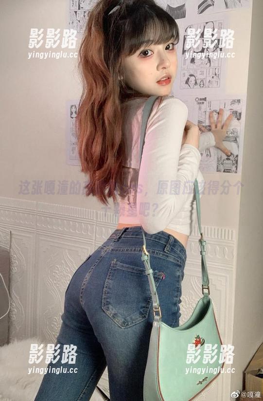 这张嘎潼的高跟鞋cos，原图应该得分个十颗星吧？