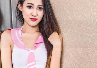 头条女神 - 挑剔的我与张译丹的圣诞摄影：根本没法比拟的原图风