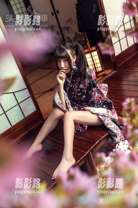 头条女神 - 美图在手，李丽莎的女孩封面让我忍不住了！