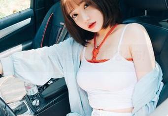 孙乐乐(손예은)，那个淘气女主管的新图包公布！我又犯花痴了！