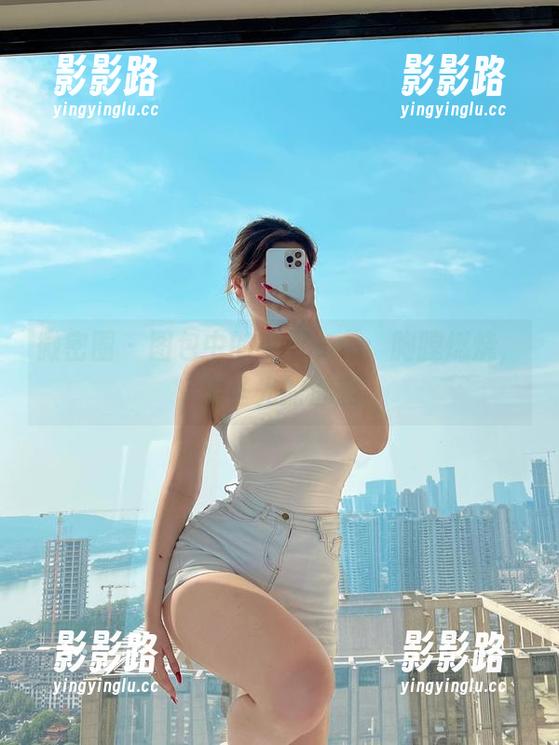 微密圈 - 图包中的安妮yoo：胸膛燃烧，无圣光的魅惑
