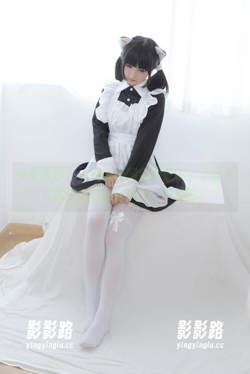 少女秩序 - 小满的长腿全集来了，下载方式就像她的腿一样直，不绕圈。