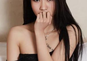 尤物馆 - 分享一份透明的感官体验，FoxYini孟狐狸的写真真心让人惊叹！