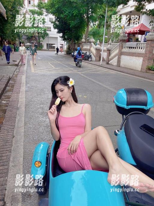 微密圈 - 就是阿朱啊的不羁蕾丝私拍合集：挑衅传统美学的勇者！