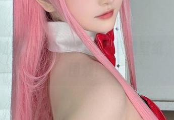眉眼如画，屿鱼礼服里的高清壁纸，快来围观！