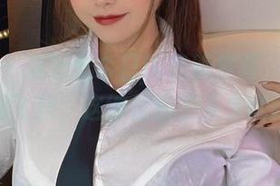 微密圈 - 张思允今日jk制服推荐，作品更新得飞起，这得是喝了多少咖啡？