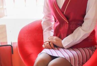 推女神 - 套图：宛恩miyu在办公室里，真心让人想在“工作”时多待一会儿。