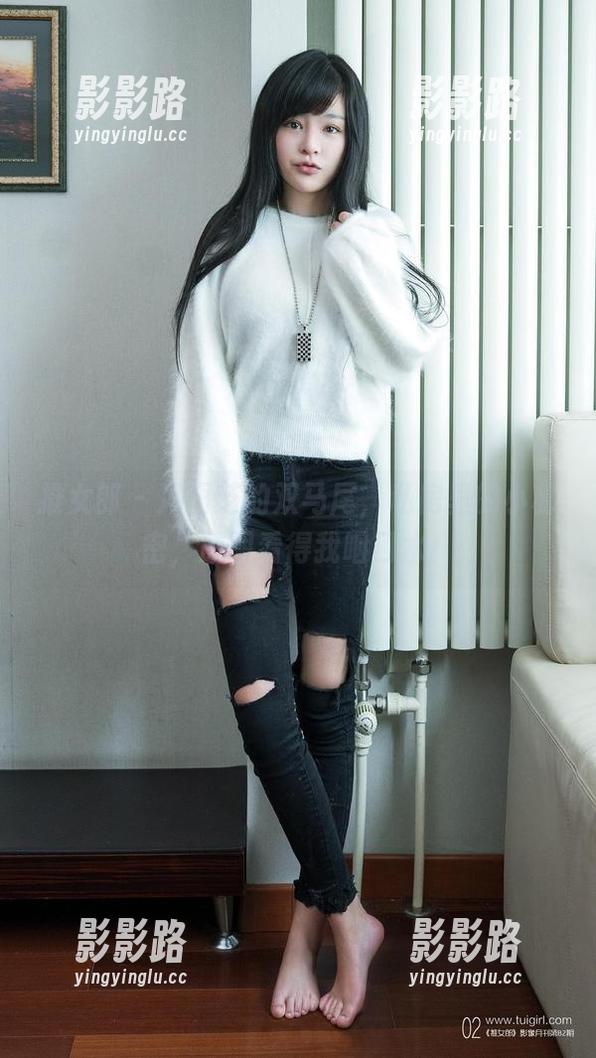 推女郎 - 冯雨芝的双马尾，私房里的小秘密，原图看得我咽口水！