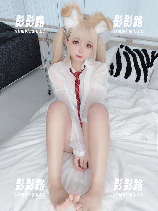 别说我没警告你，日奈娇的猫娘女仆美图，分享后可是氛围满满哦！