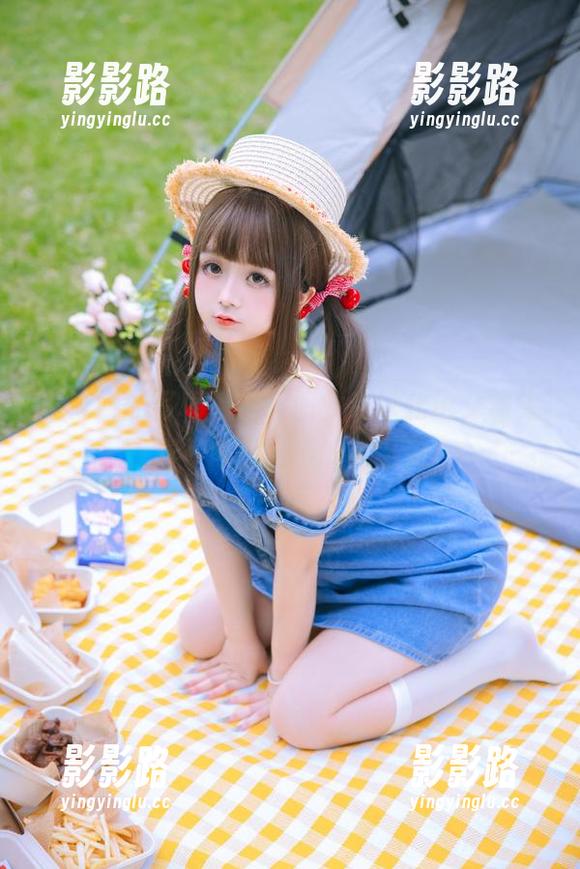 日奈娇的写真精选，职业装进化论，看来职场不再是无趣的代名词！