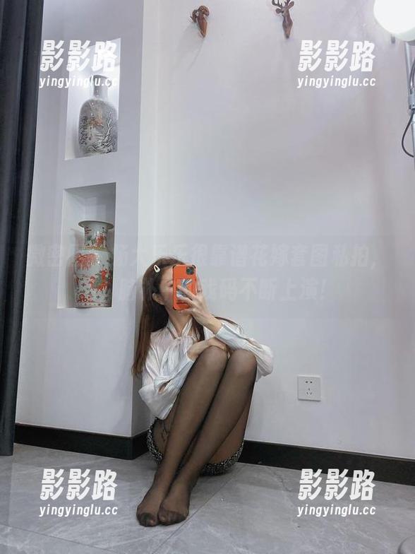 微密圈 - 杨大乐乐很靠谱花嫁套图私拍，哦，脑补中的戏码不断上演！