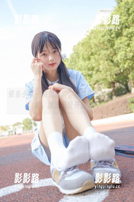 柴系小乖 - 高清写真，赤西夜夜的麻衣学姐，舔屏已经开始了！