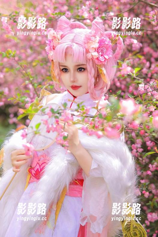 桃暖酱推开图库大门，嫦娥教你如何优雅拿下王者！