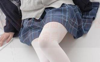 直击内心！森萝财团的美图诠释性感与纯情的完美结合