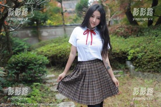 模范学院 - 定制图集：SiByl李思宁用粉色给我一个“甜蜜”却又带点懊恼的梦！