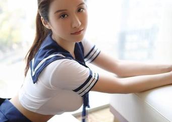 模范学院 - 别人分享美食，我分享肉丝！糯美子Mini这一波真有意思