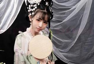 爆机少女喵小吉的猫娘高清原图，差点以为自己成了铲屎官！