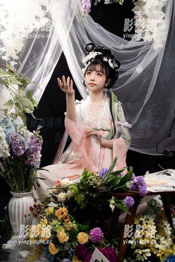 这叫做高清图库中的神奇，爆机少女喵小吉和她的如梦令！