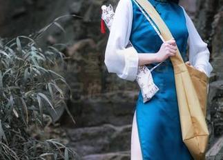 王胖胖u的Dva比基尼写真合集，意外发现自己也变身了！