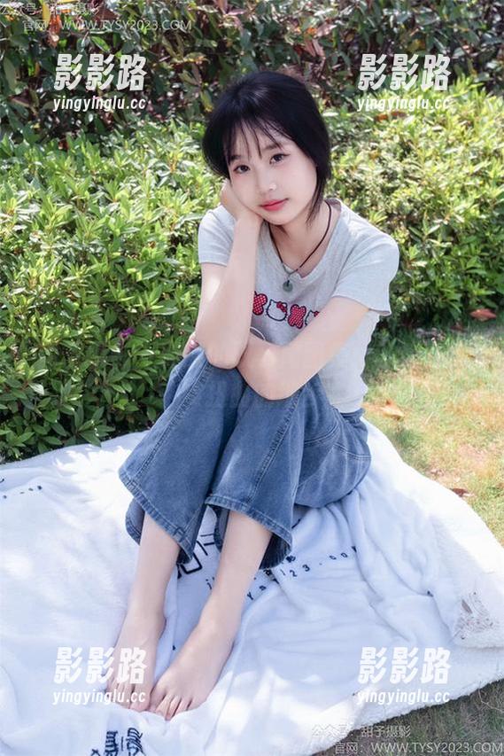 甜予摄影 - 璇璇的双马尾图集：可爱到现实扭曲的地步