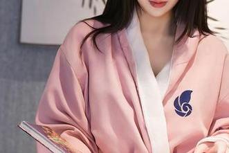 秀人网 - 那些被Angela小热巴的美足撩到的人，请收好这张原图，免费送哦