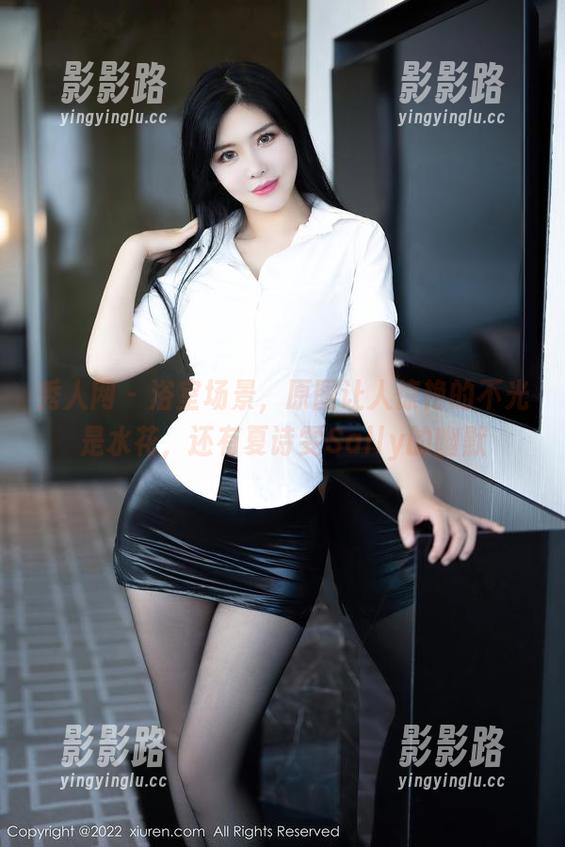 秀人网 - 浴室场景，原图让人惊艳的不光是水花，还有夏诗雯Sally的幽默
