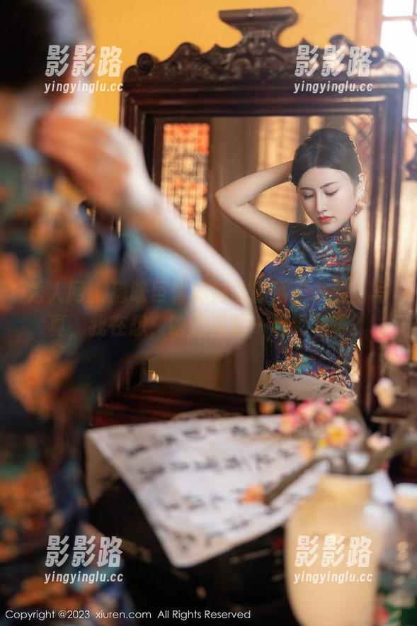 秀人网 - 猫咪巨臀妹妹的高清“灰丝”写真，我在想，啥时候能一起喝咖啡？