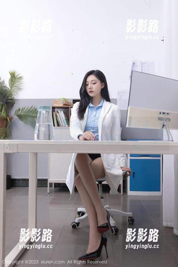 秀人网 - 白甜的黑白宇宙：合集来袭，壁纸又要引起争议了