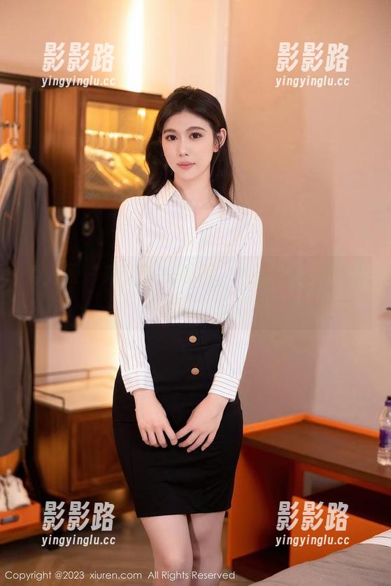 秀人网 - 精选软情展现，体操服与随性姿态的绝妙结合