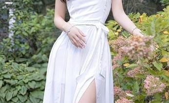秀人网 - 下雨天，雨儿1494的内衣作品集——让身体说话的小趣味
